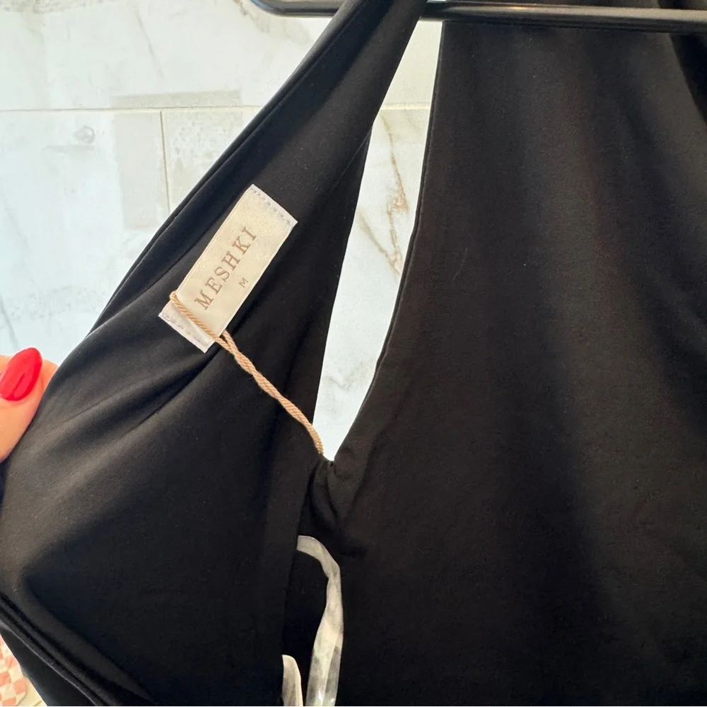 NWT | MESHKI | SLINKY BACK TOP - Picture 8 of 10